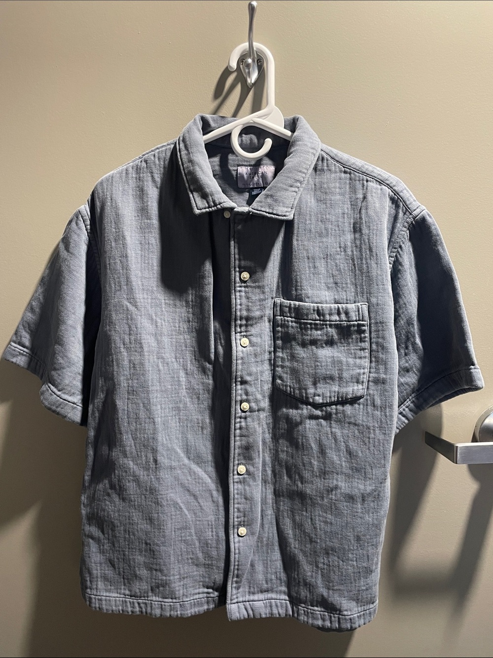 American Eagle Outfitters Short-Sleeve Button-Down Shirt in Blue